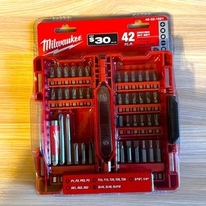 Milwaukee 42 Driver Bit Set (Brand new, never been open)
